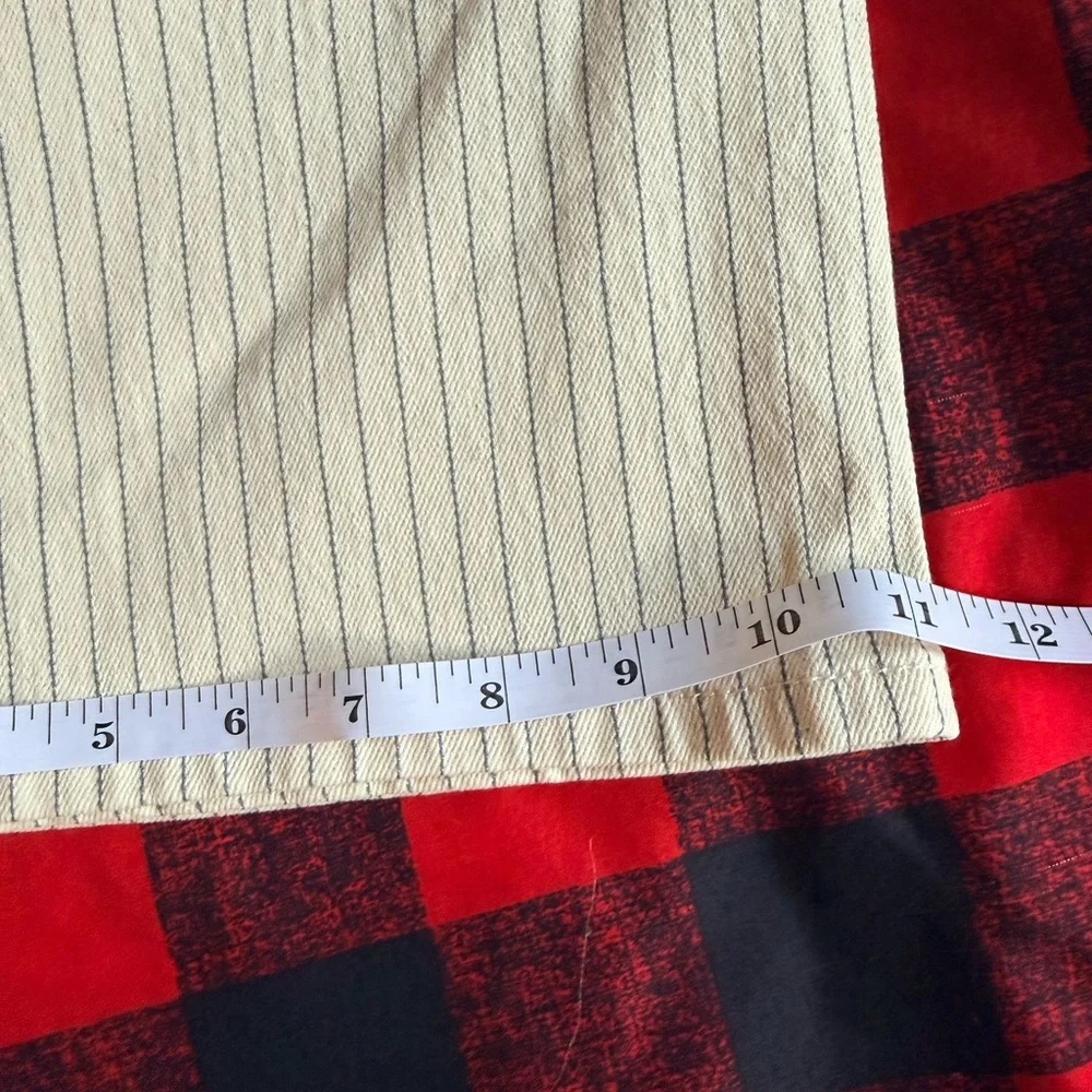 Universal Thread women’s Pinstriped Khaki wide leg, high rise - Picture 10 of 10